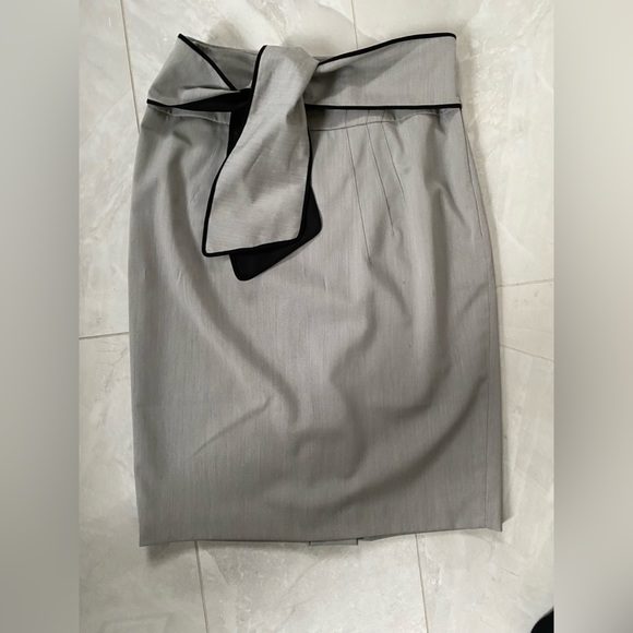 Skirts - Picture 3 of 7